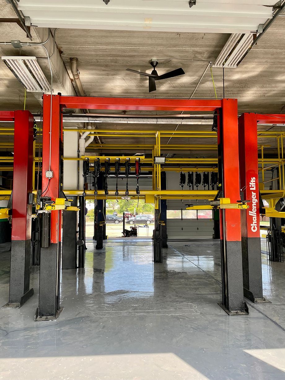 Inside Garage | Grahams Auto & Truck Clinic