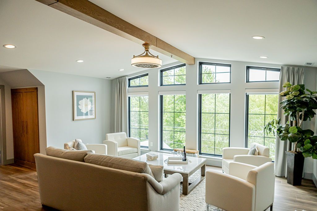 Penthouse Suite Room 301 1500 sq ft 2 bedroom full kitchen and 2 1/2 bathrooms