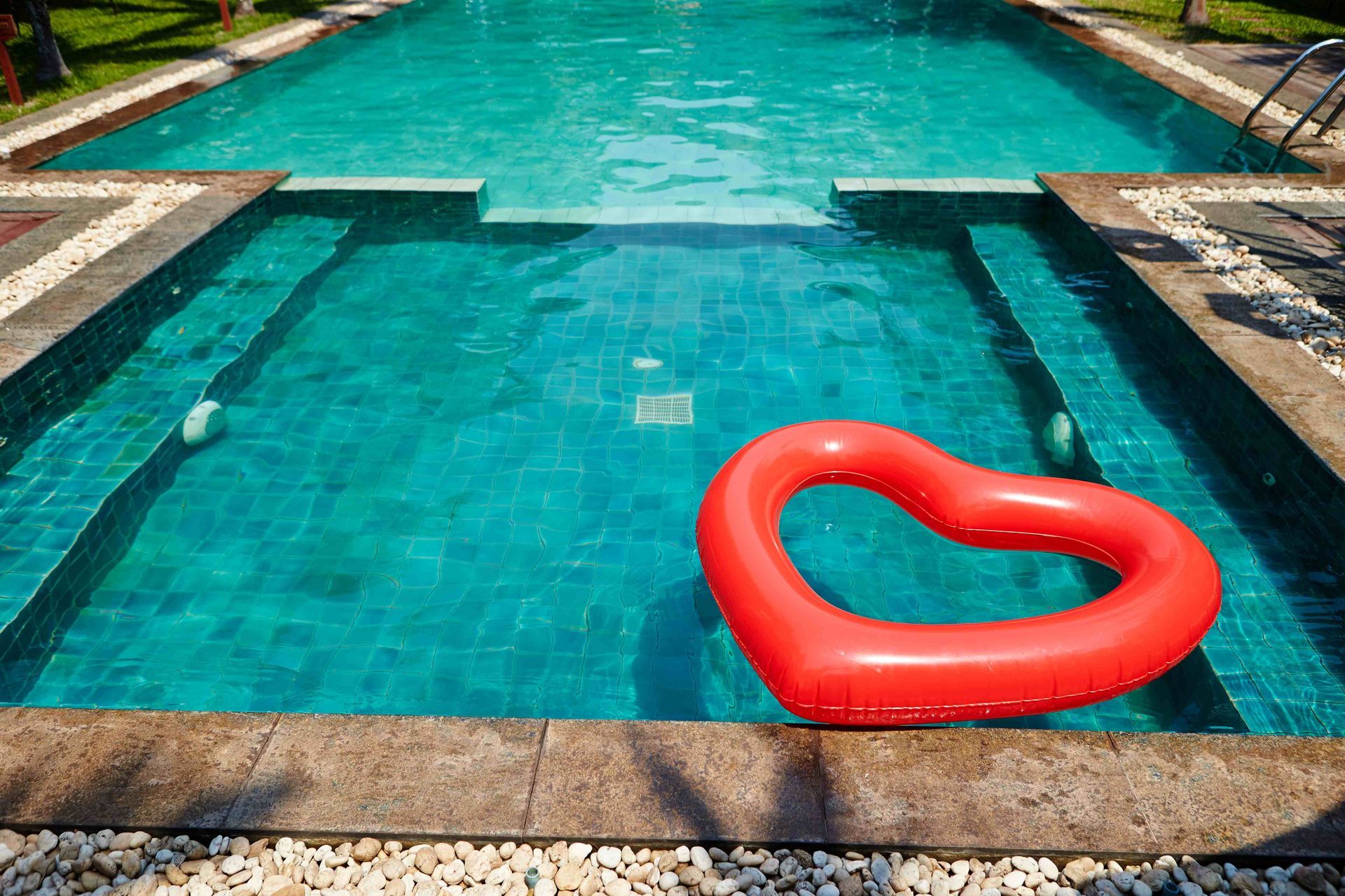 An in-ground pool in a Texas yard