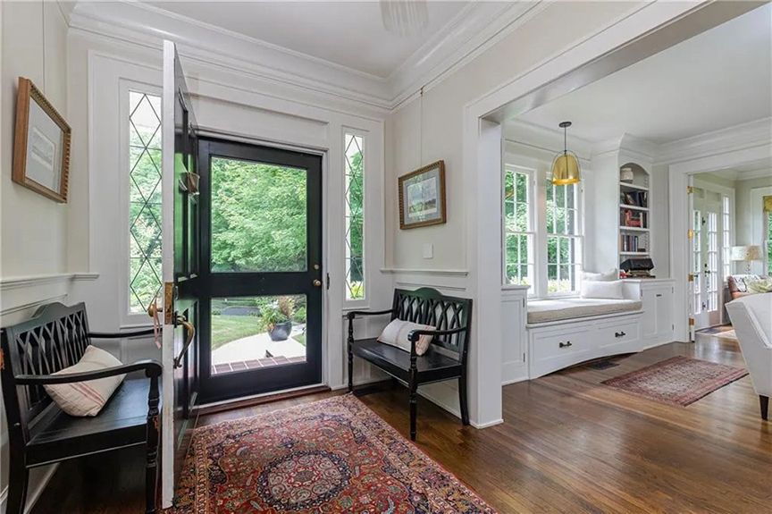 Dutch Colonial Details