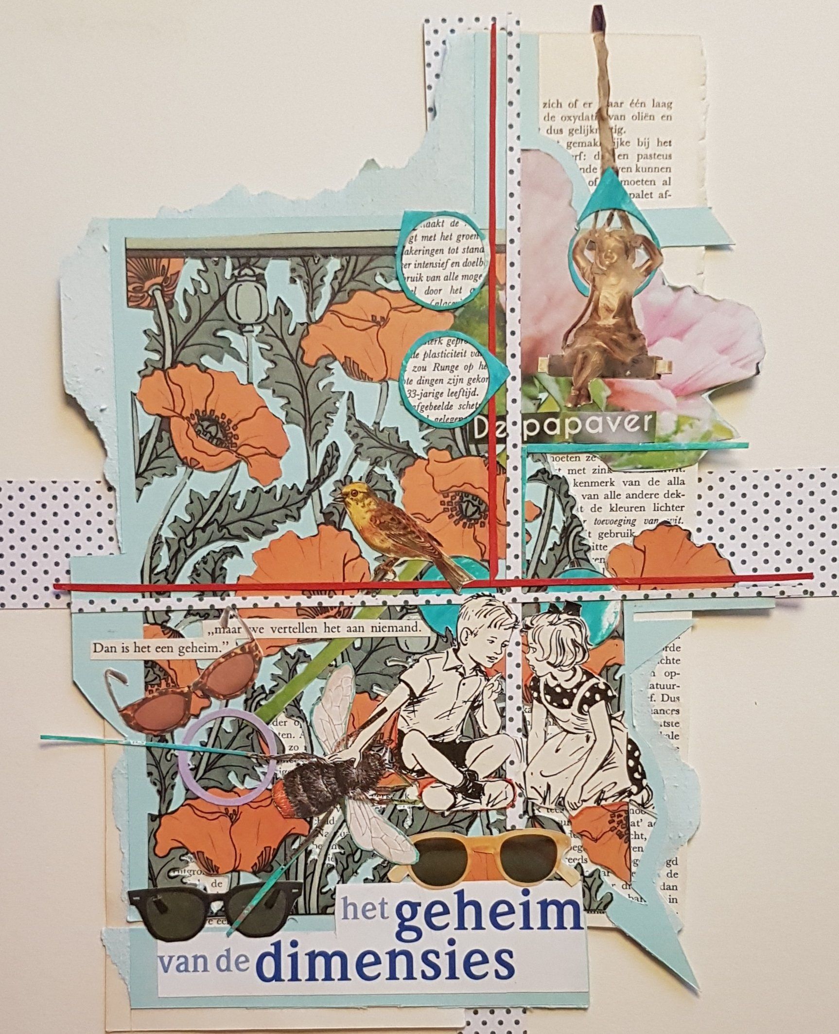 Kunstwerk in gemengde technieken met klaprozenprint, tekst en decoratieve elementen in blauwe, oranje en witte tinten.