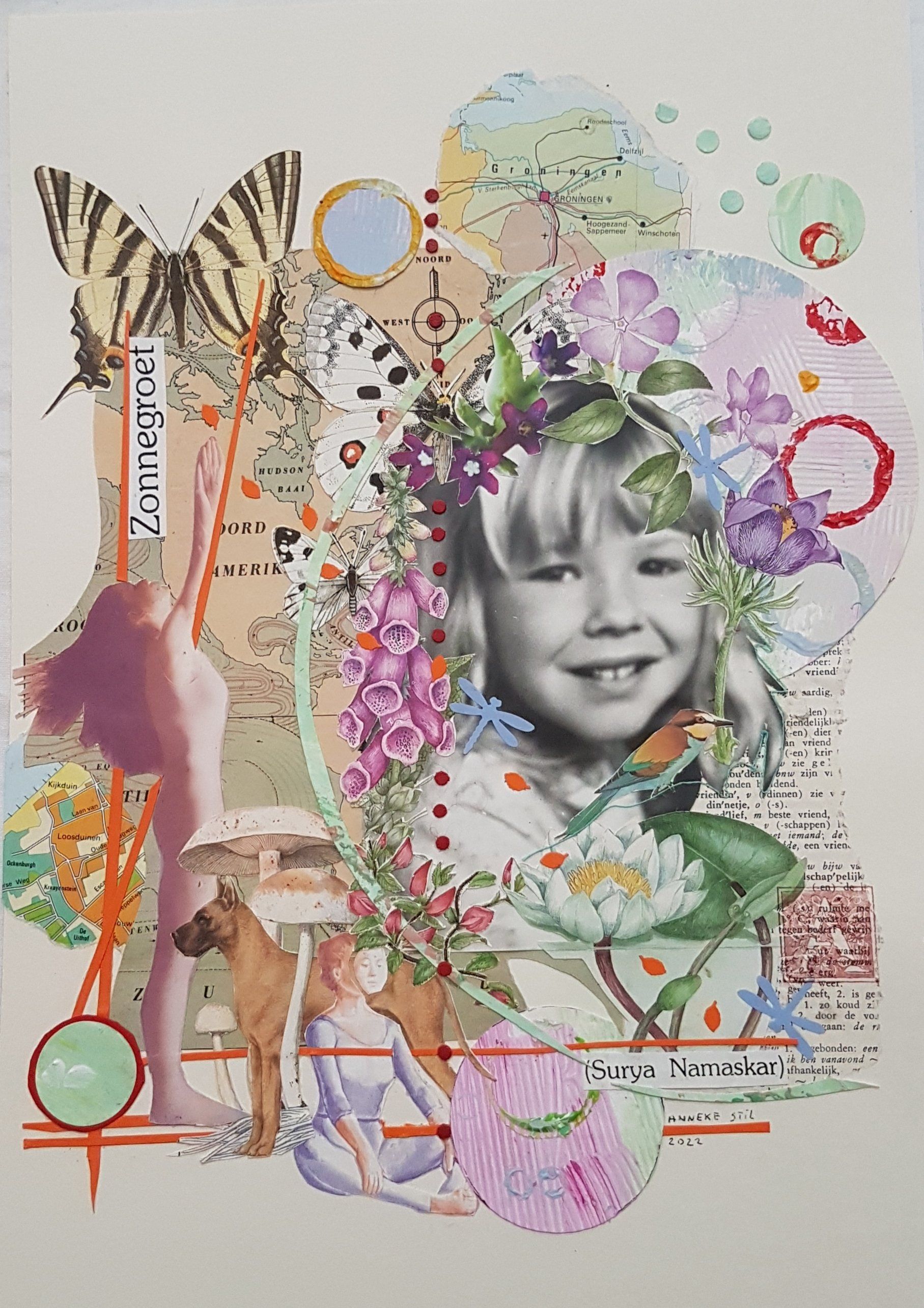 Collage: Lachend kind met bloemenkrans, vlinder, kaartdetails, abstracte elementen en andere figuren.
