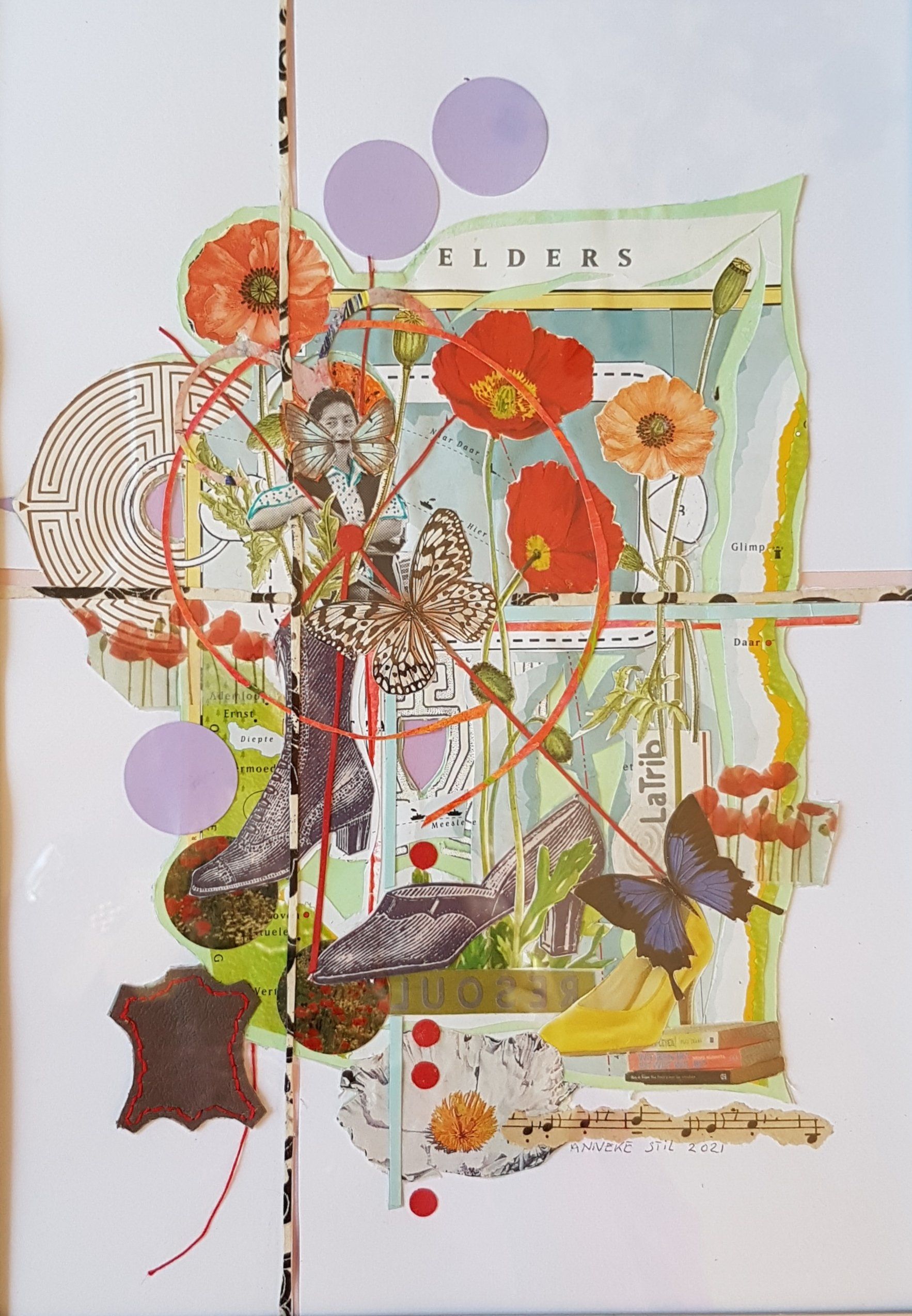 Collagekunst: rode klaprozen, vlinder, tekst