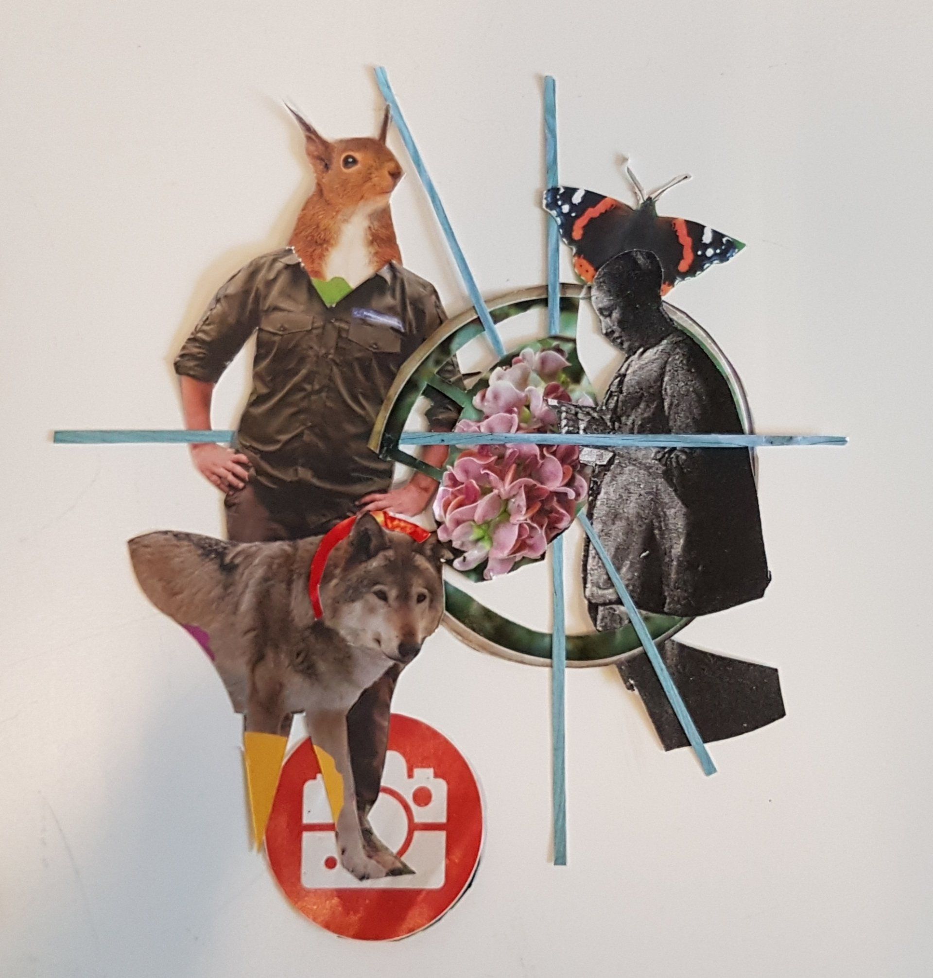 Collage van antropomorfe dieren: een eekhoorn, een wolf en een figuur met een vlinderhoofd, met elkaar kruisende lijnen en bloemen.