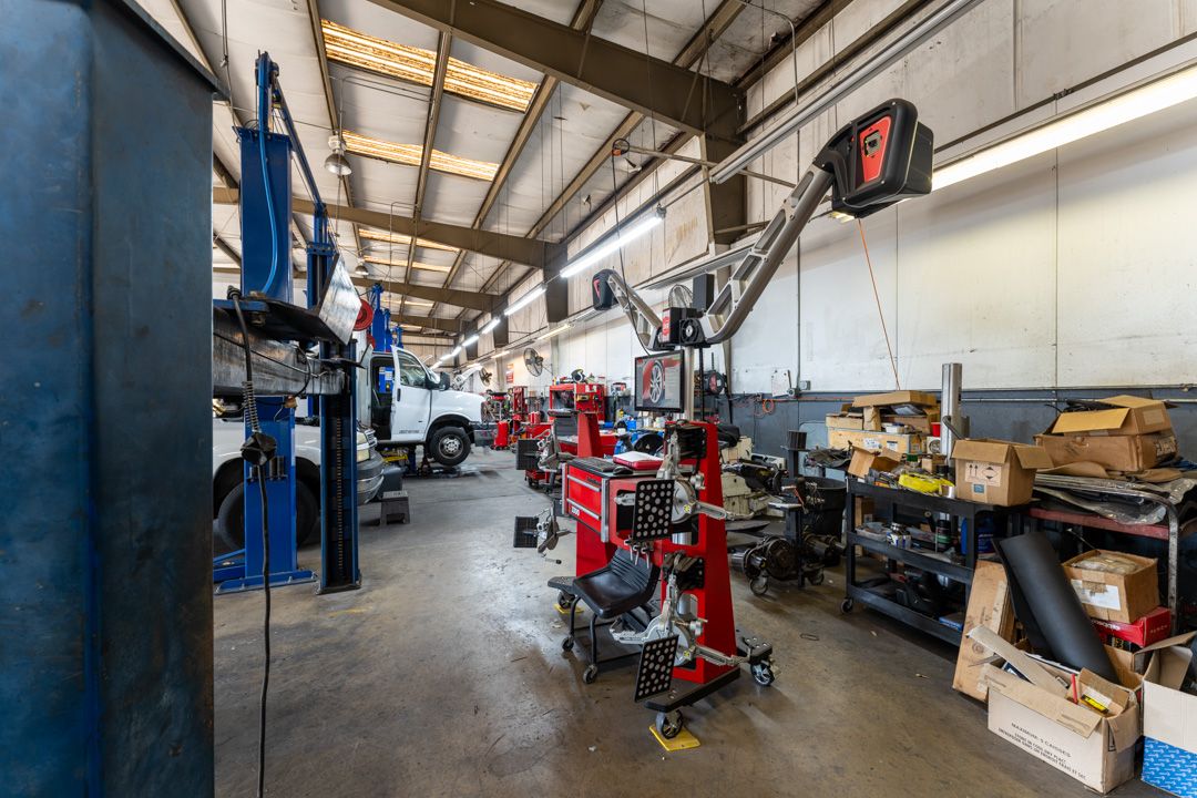 Home The Wrench Connection Orlando, FL