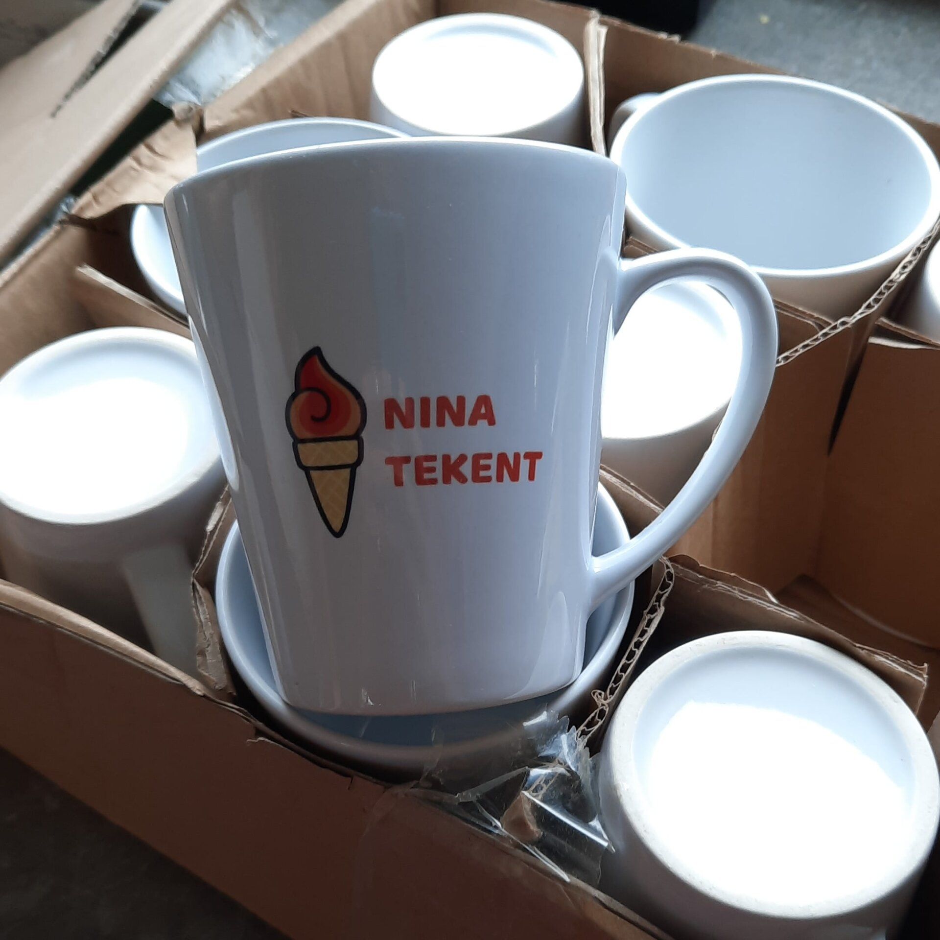 Nina Tekent