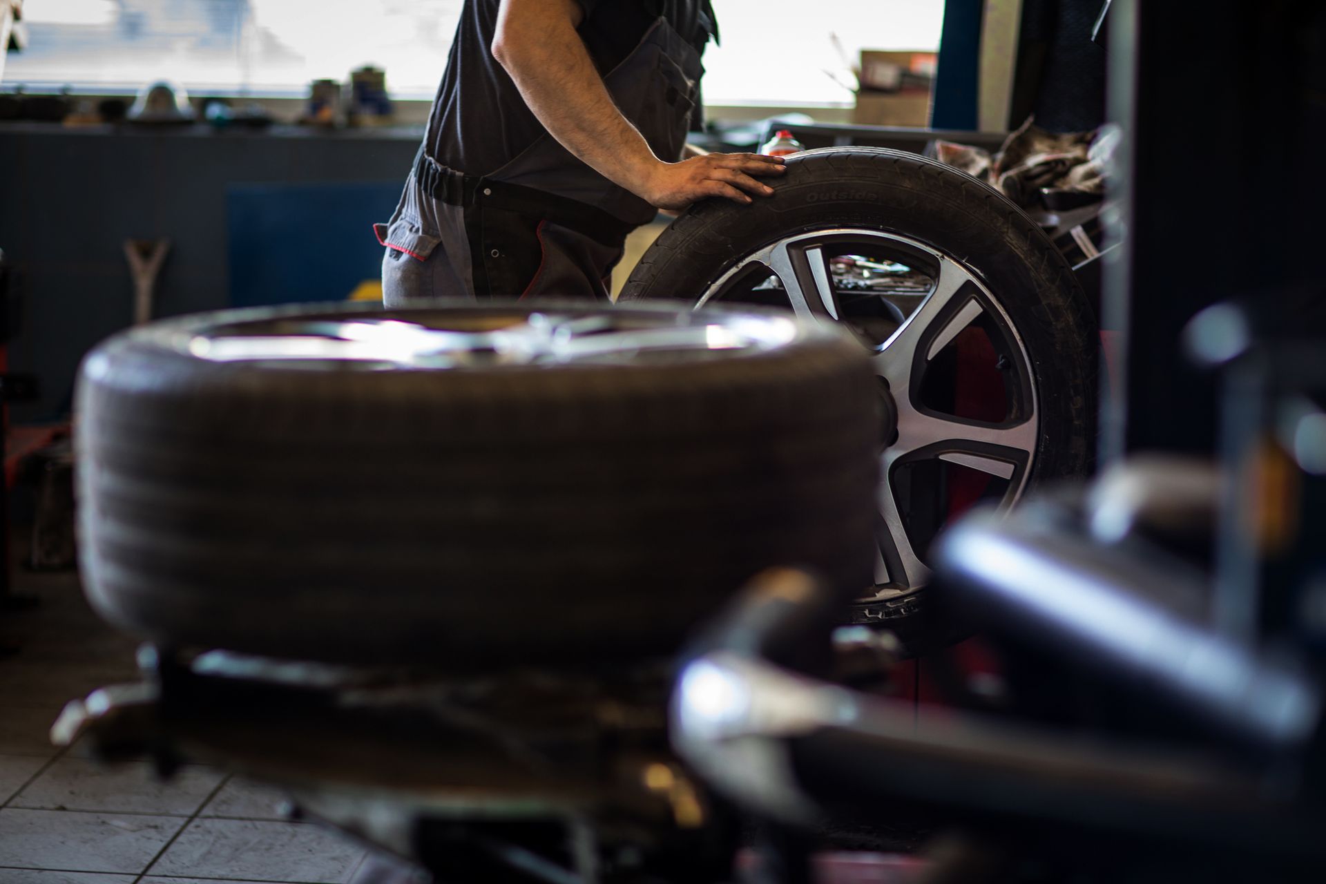 Tyre Replacement - Warragul, VIC - Latrobe Street Tyre & Auto