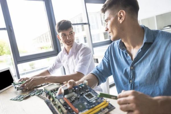 Como funciona um curso técnico?
