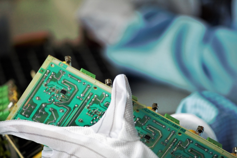Curso Técnico em eletrônica – Salário