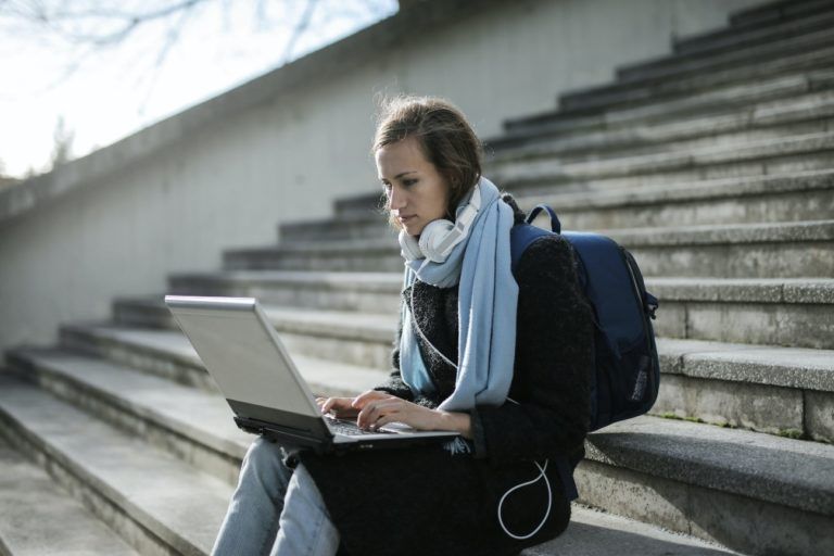 Educação profissional técnica voltada para atividades práticas