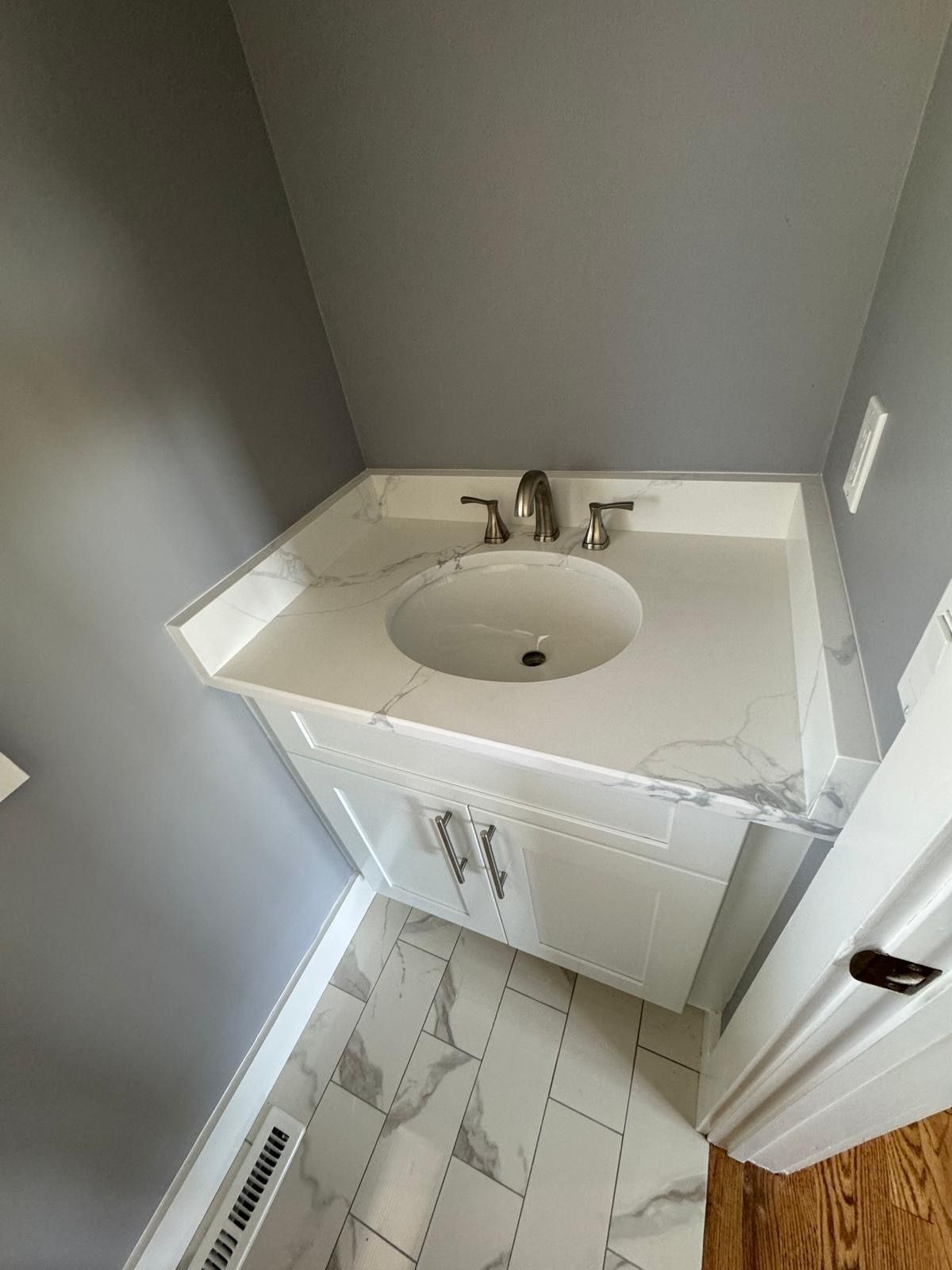 An example of stone countertop work by Ambiance Stone