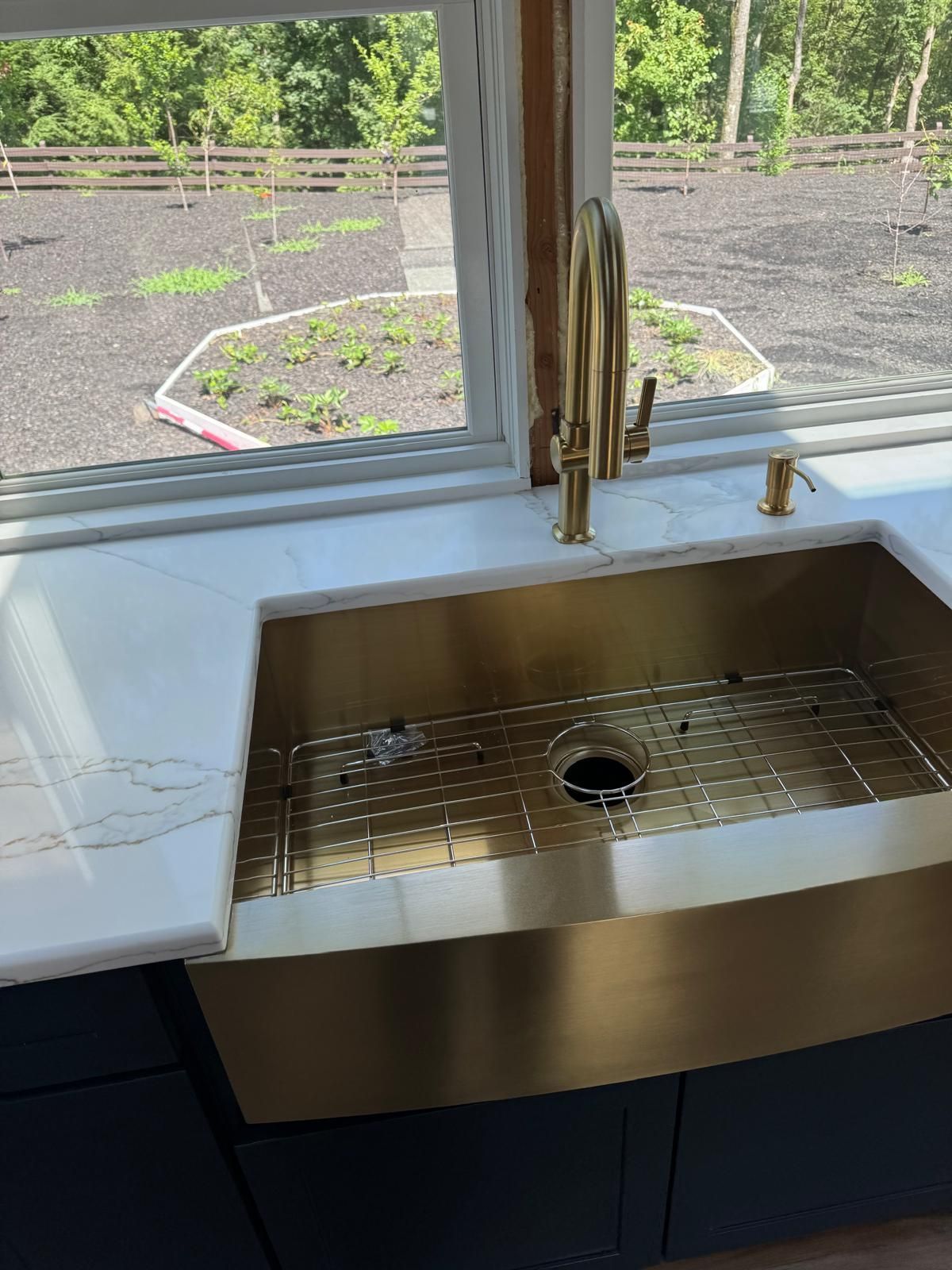 An example of stone countertop work by Ambiance Stone