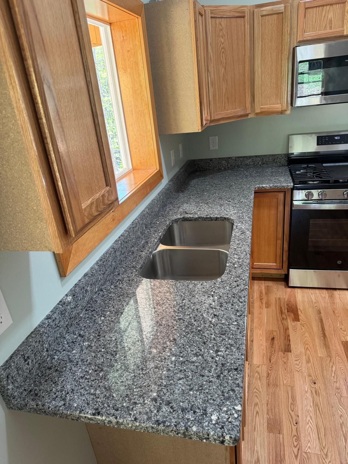 An example of stone countertop work by Ambiance Stone