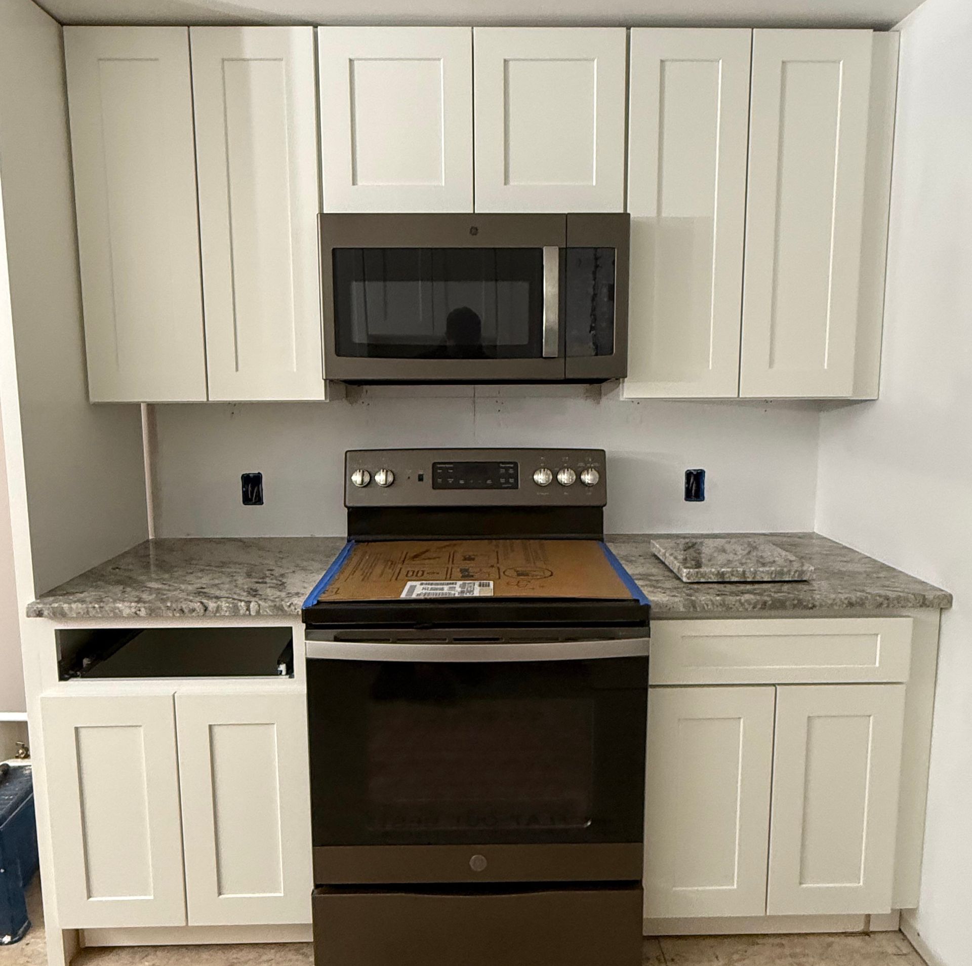 An example of stone countertop work by Ambiance Stone
