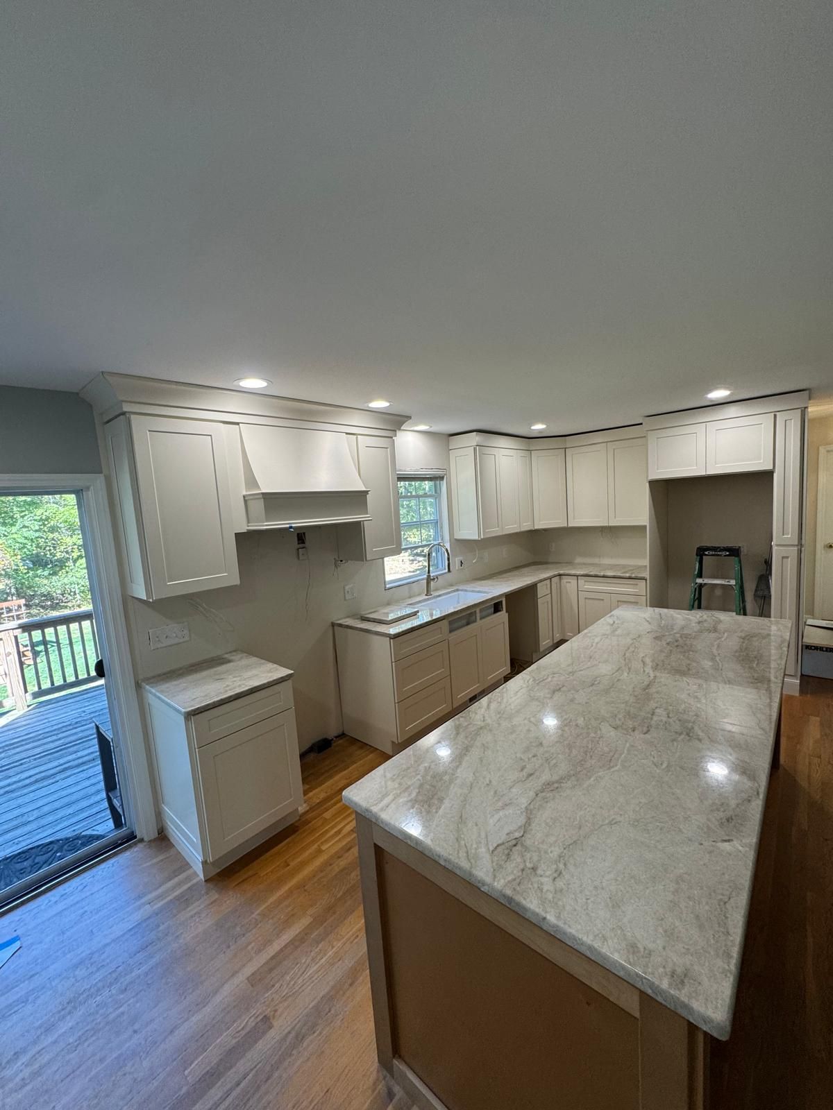 An example of stone countertop work by Ambiance Stone
