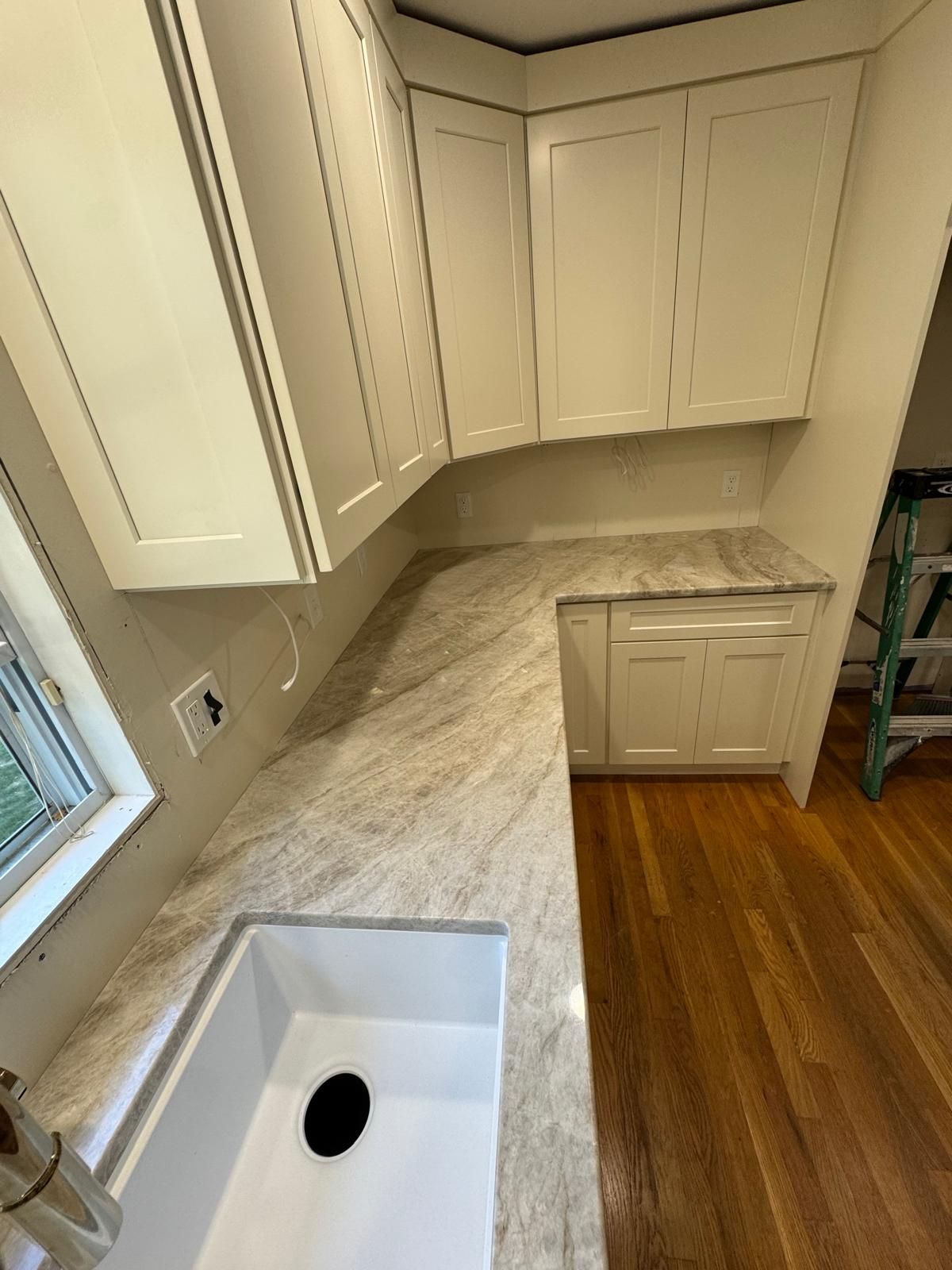 An example of stone countertop work by Ambiance Stone