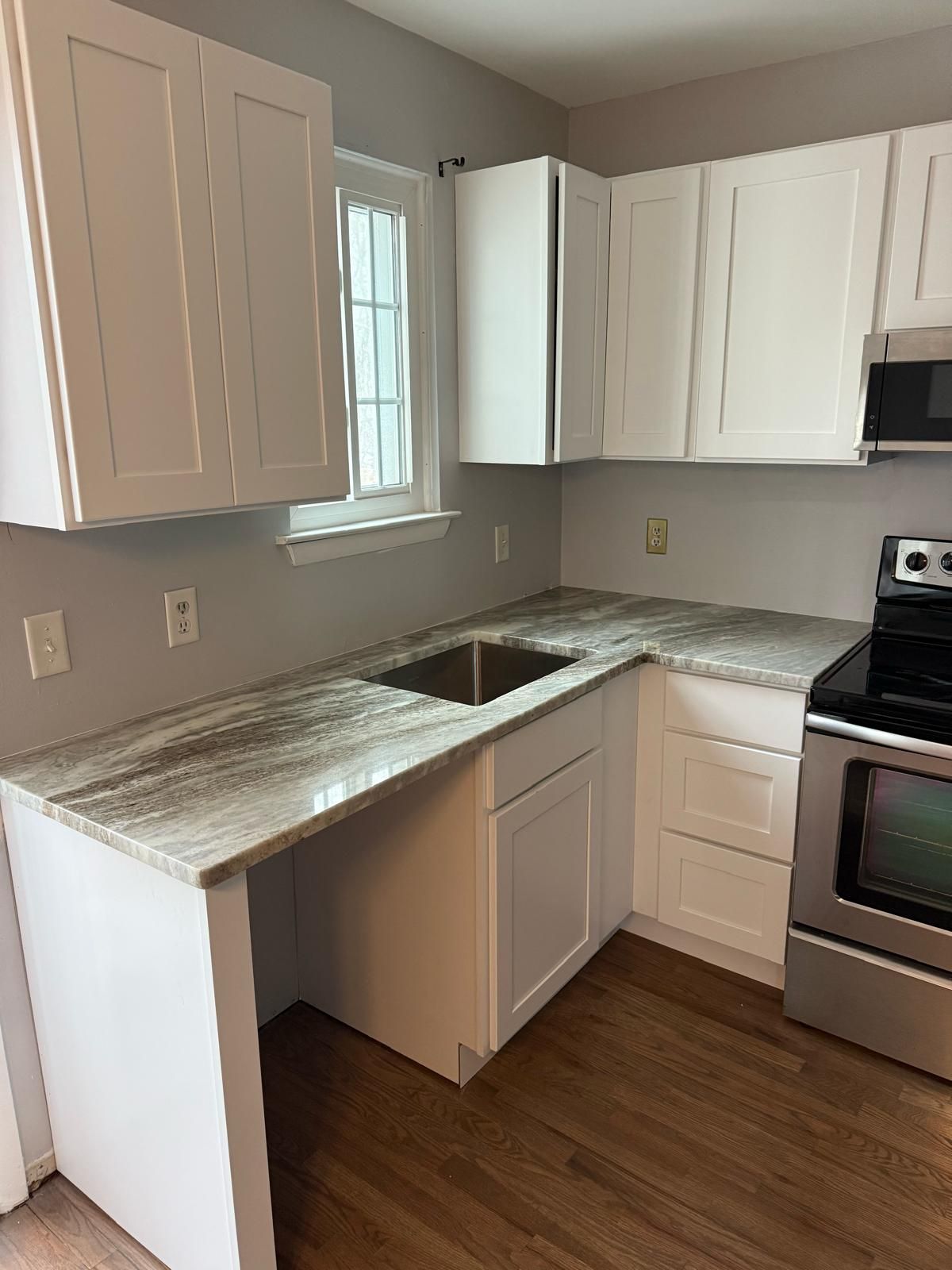 An example of stone countertop work by Ambiance Stone