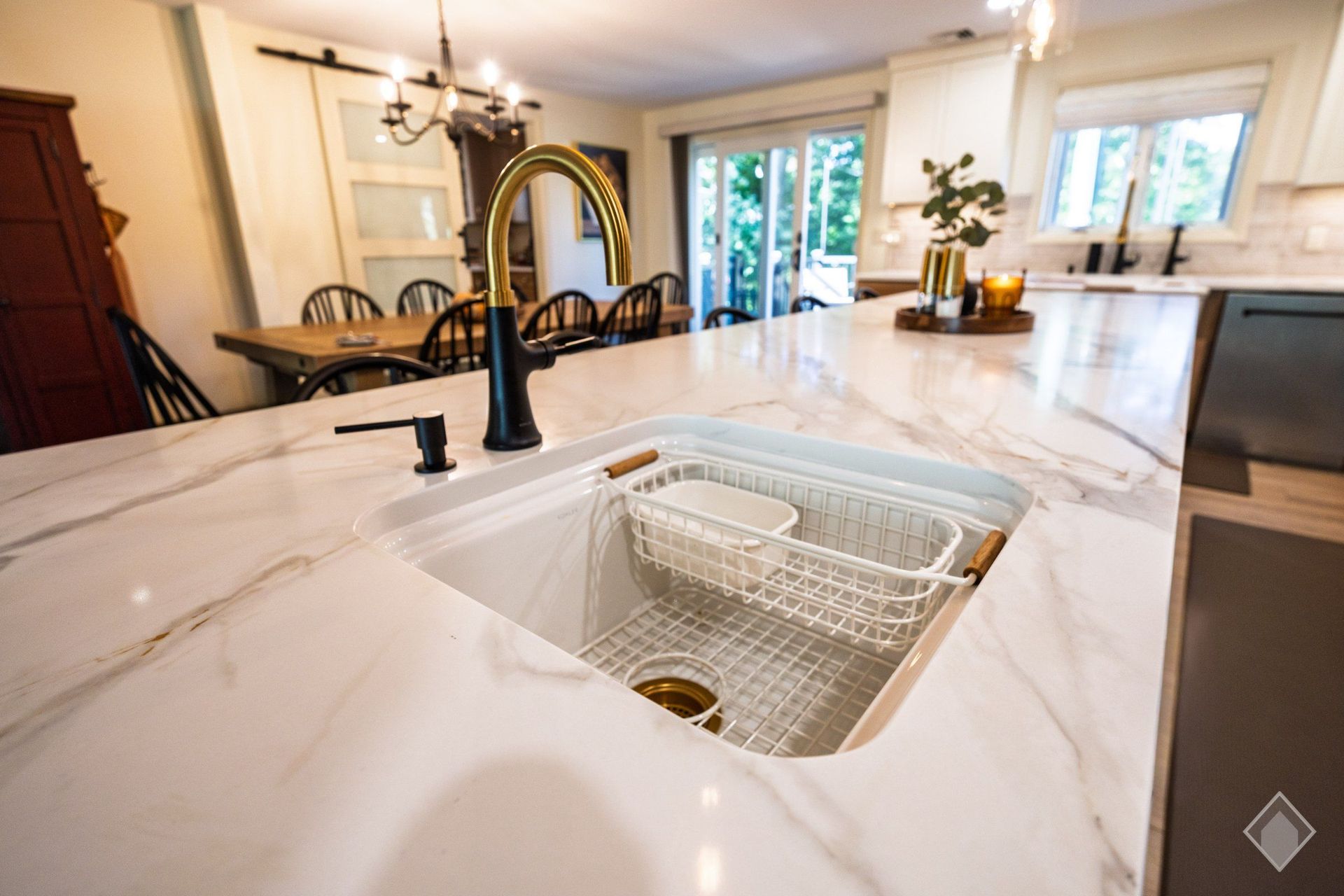 Berlin CT farmhouse kitchen with Calacatta Borghini Quartz countertops by Ambiance Stone