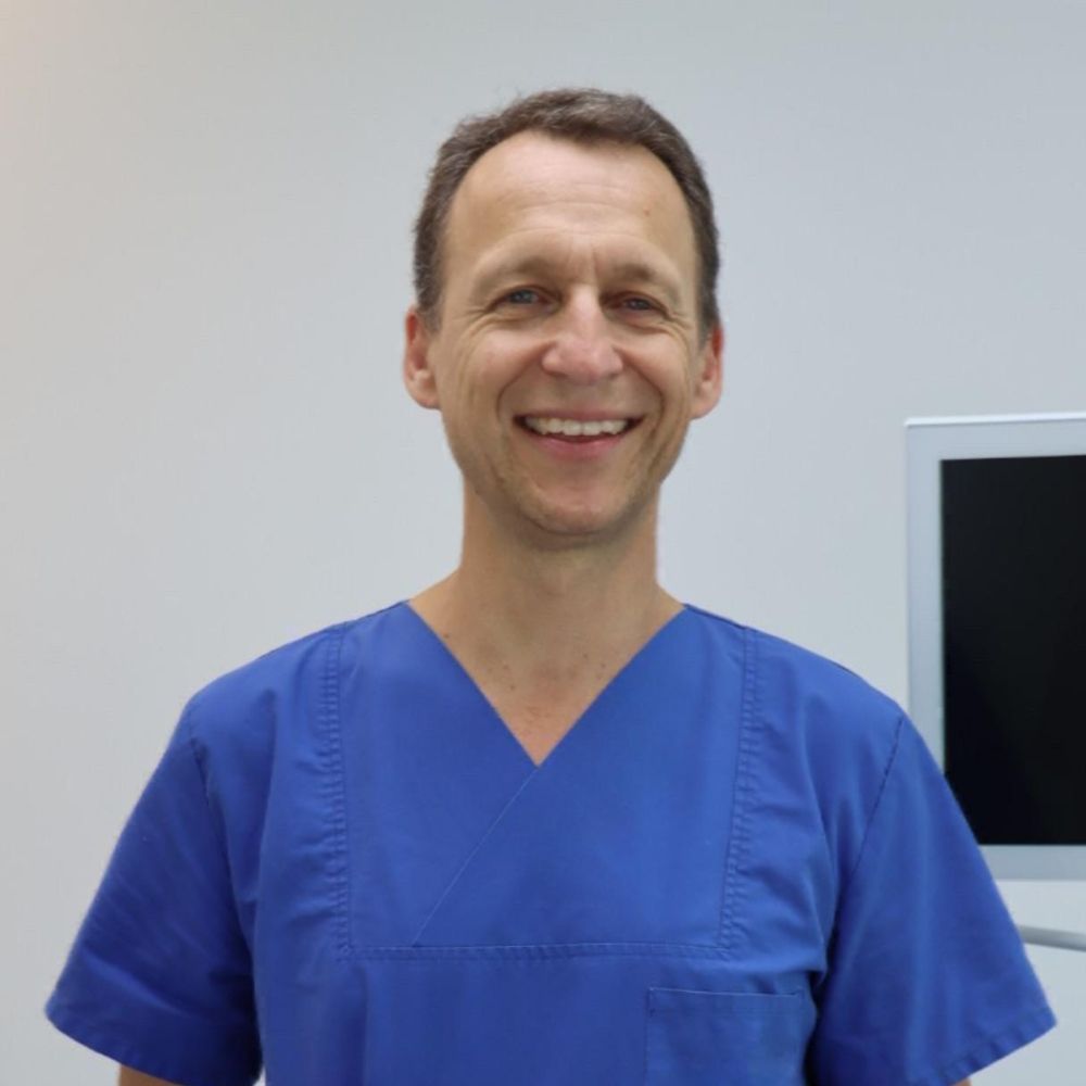Univ.-Prof. Dr. Henrik Fischer, Anästhesist für sichere Zahnbehandlungen bei Brilliant Smiles Mödlin