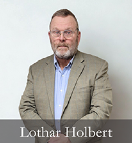 Lothar Headshot