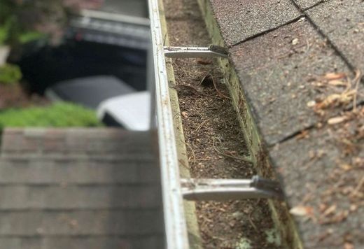 Gutter Cleaning South Florida