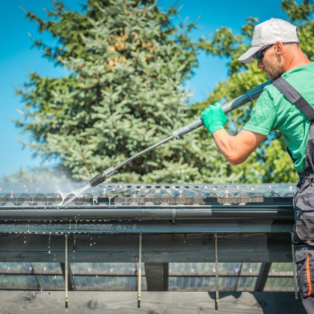 Gutters services in Southwest Florida