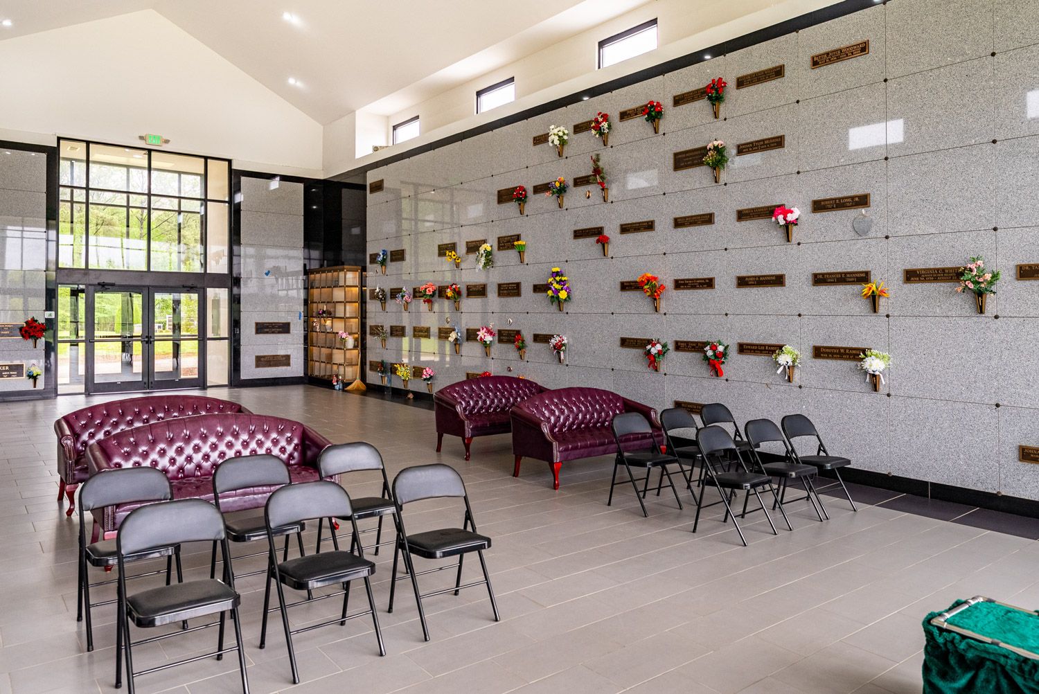 Virtual Tour | Currie-Jefferson Funeral Home & Memorial Gardens