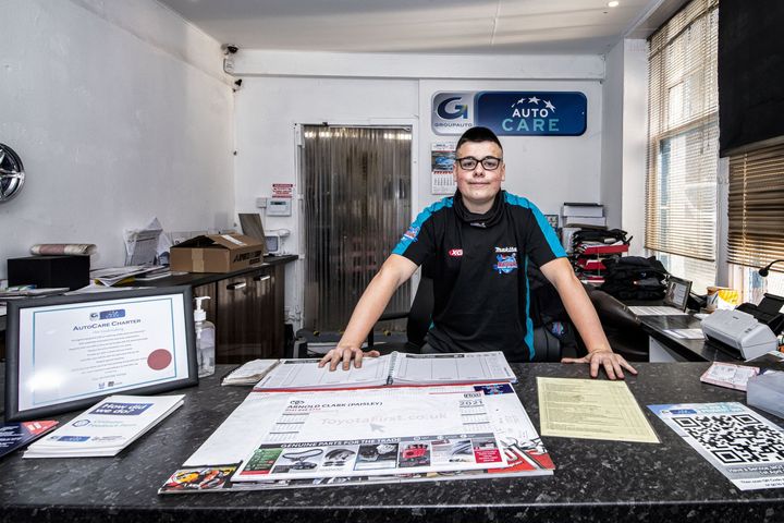 Barrs Garage Services reception