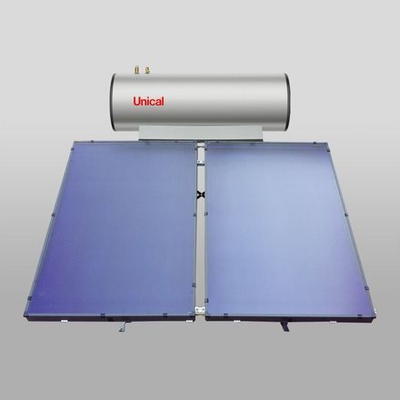 Pannello solare blu con linee di griglia bianche su una struttura metallica, mostrato di profilo.