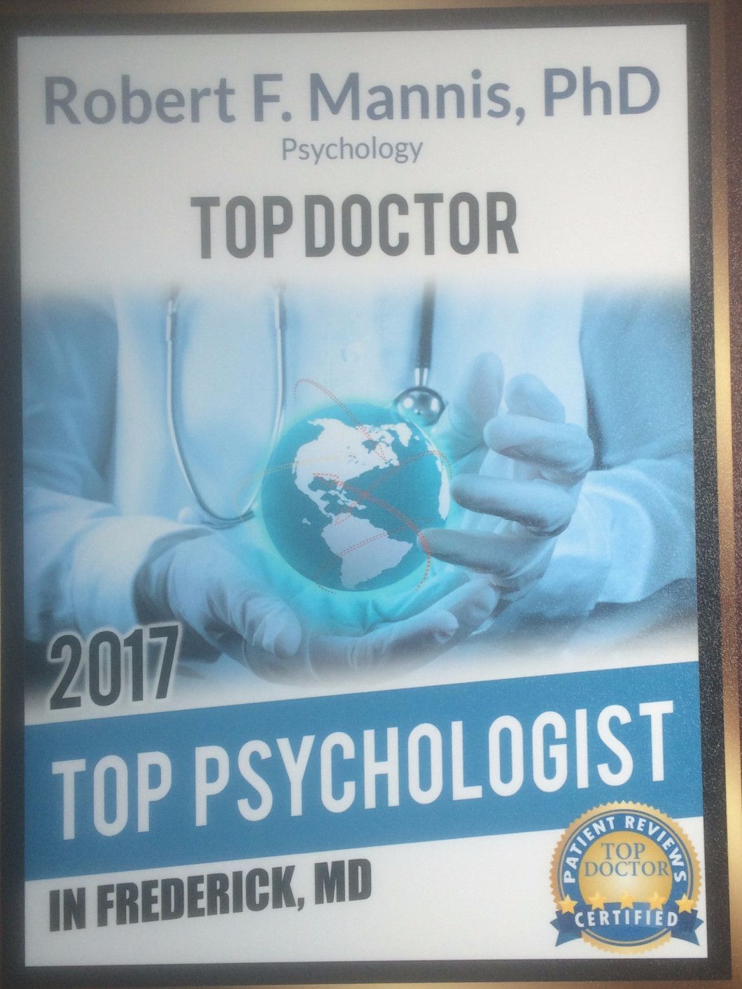 Award poster for Robert F. Mannis, PhD, named Top Doctor and Top Psychologist in Frederick, MD, 2017
