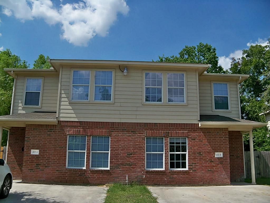 27. Clover St 4727 Through 4735