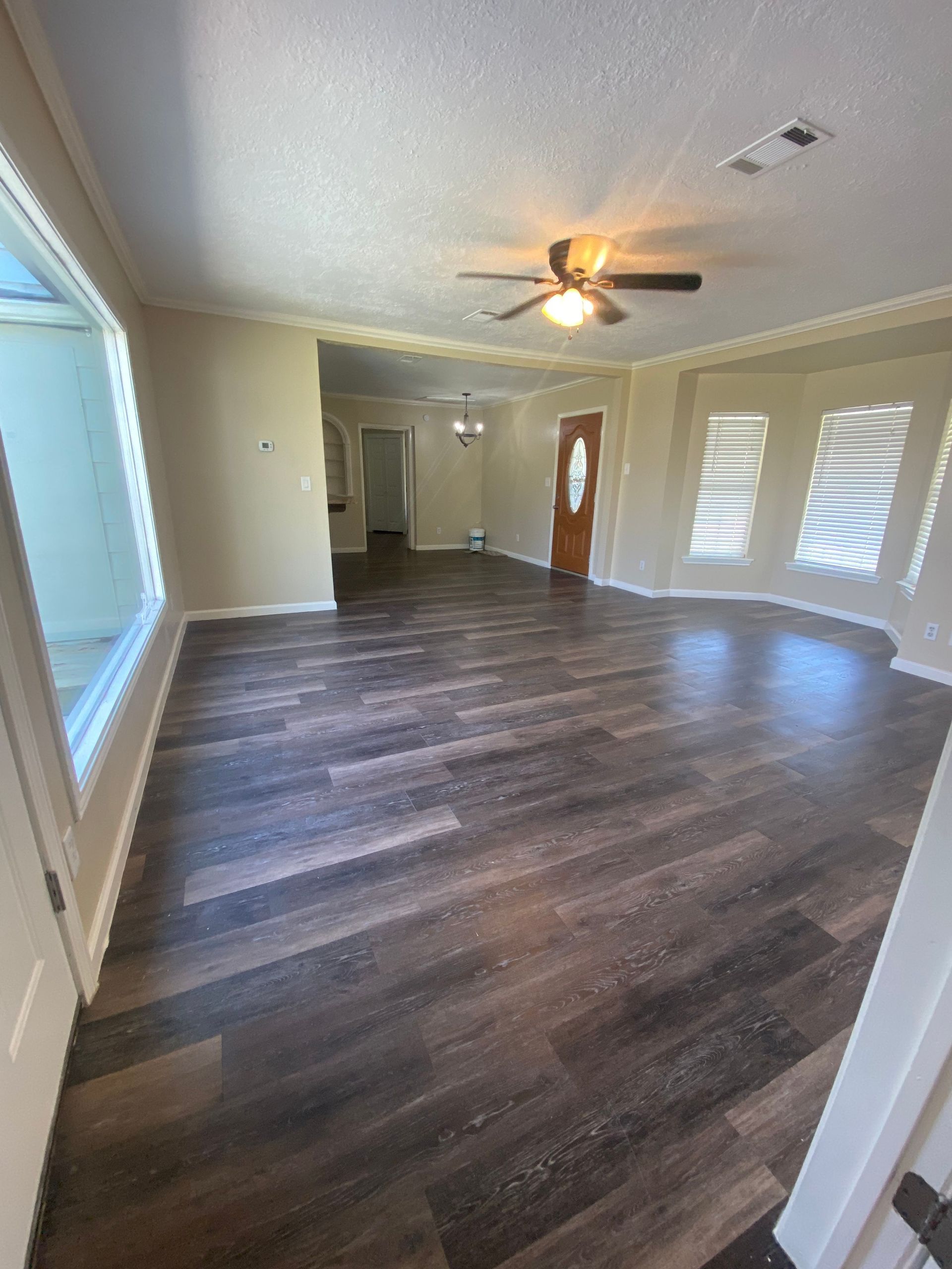 24. W Hooks Ave 240