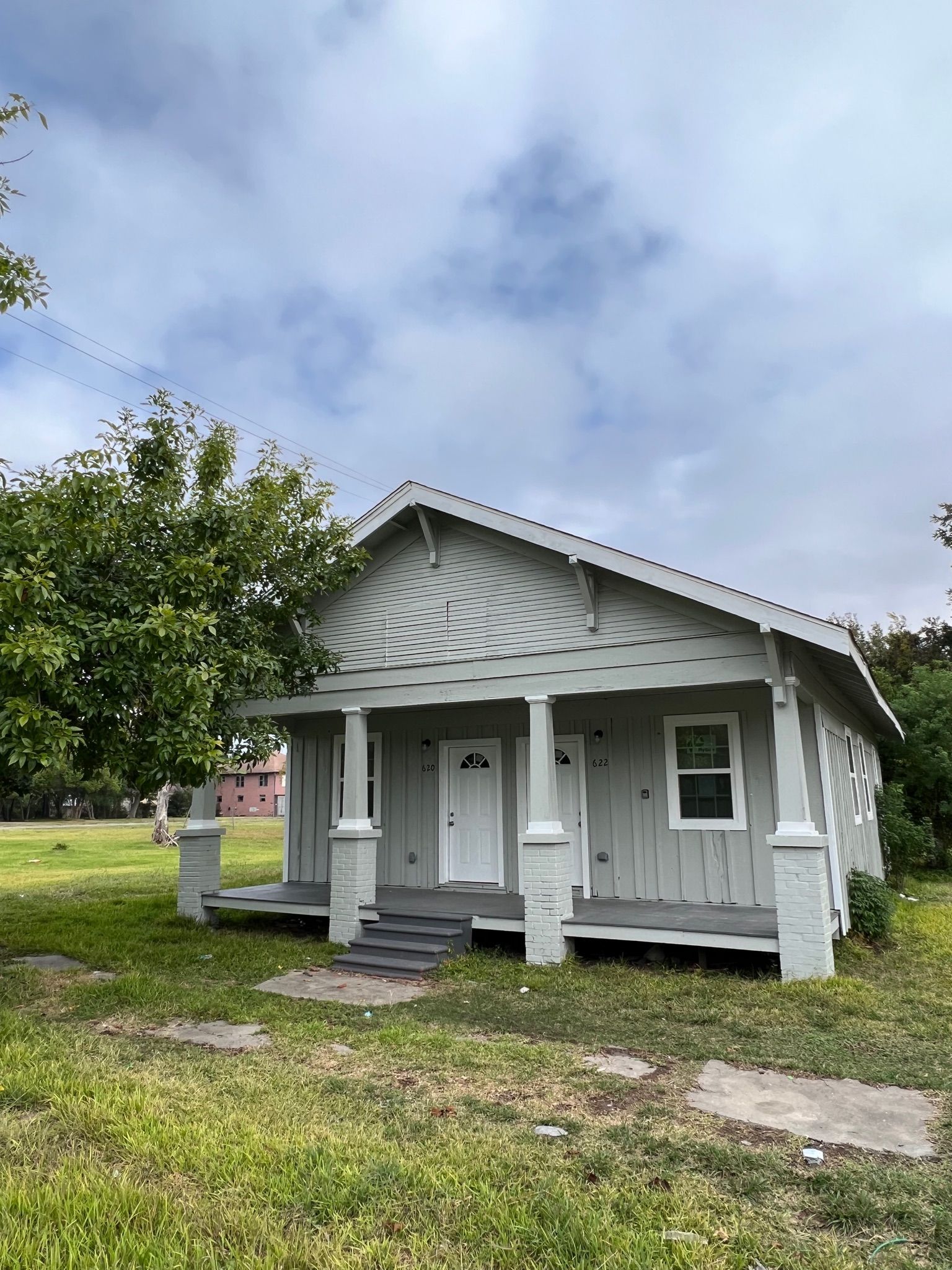 5. 6th St 2801