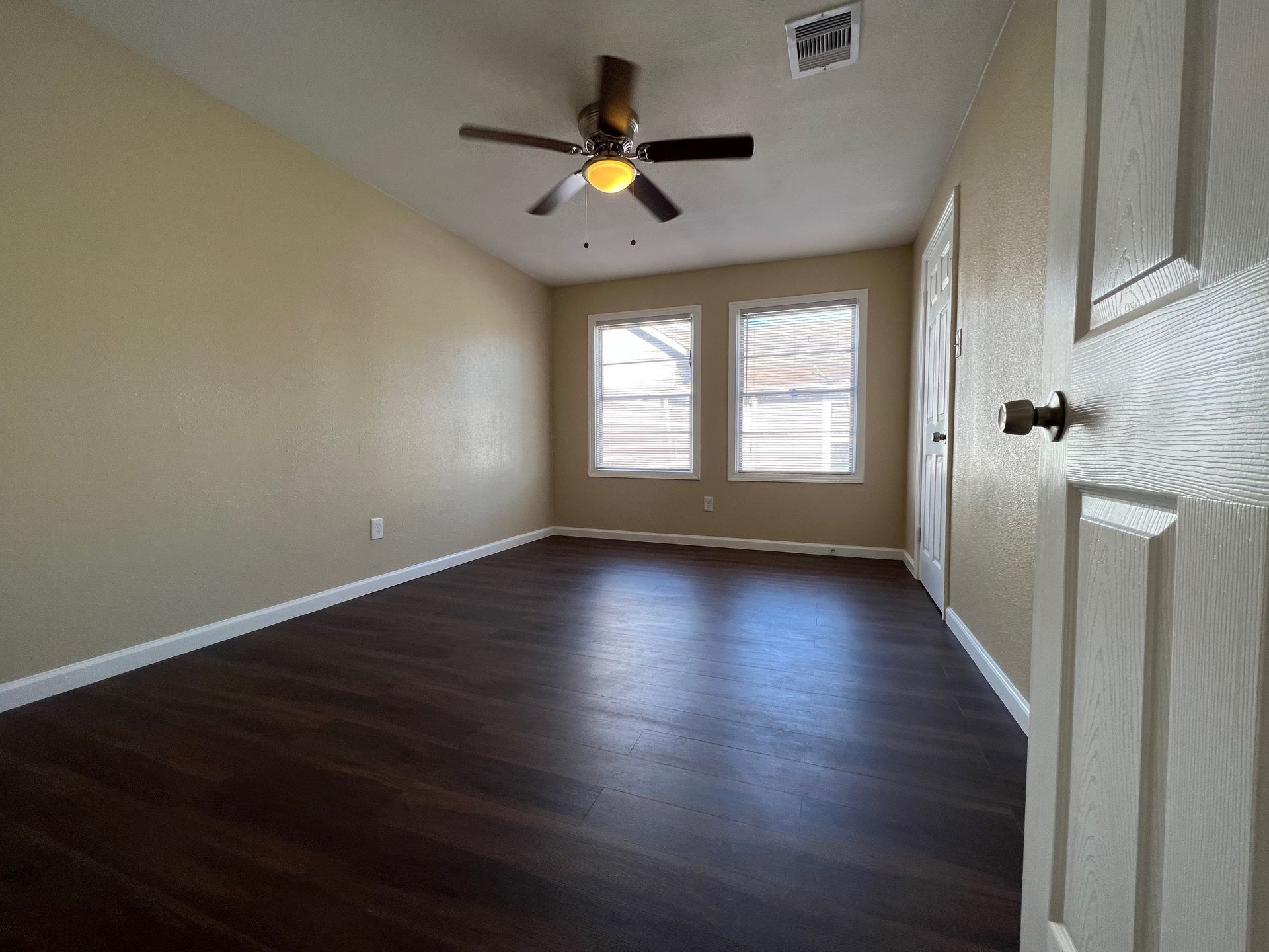 7. Tate Ave 604