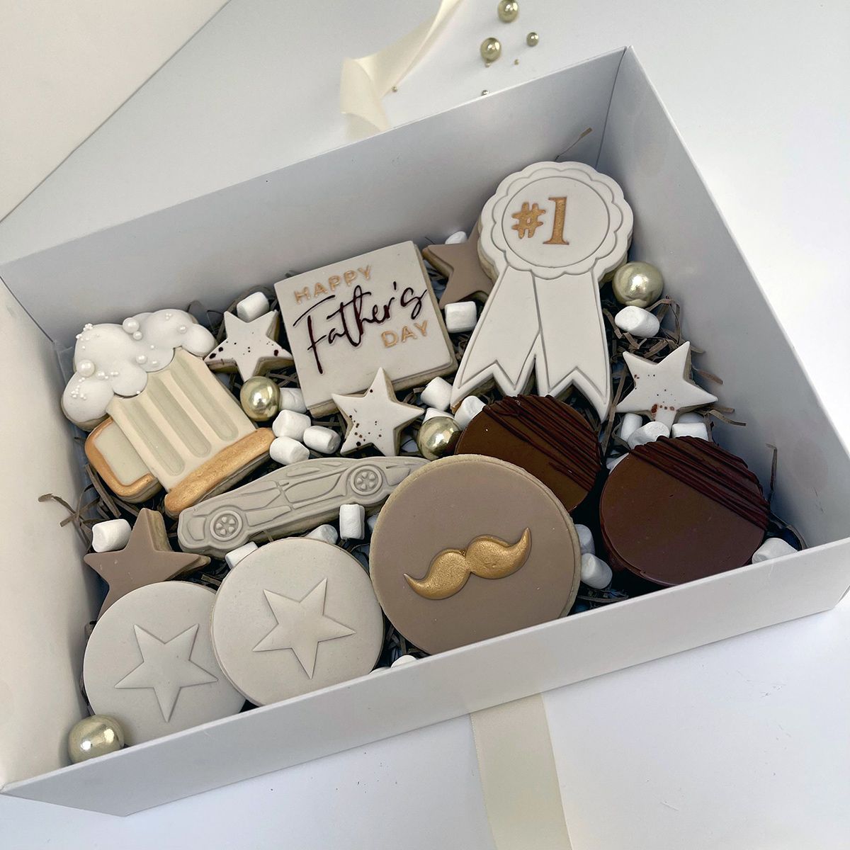 Biscuit box Bramhall