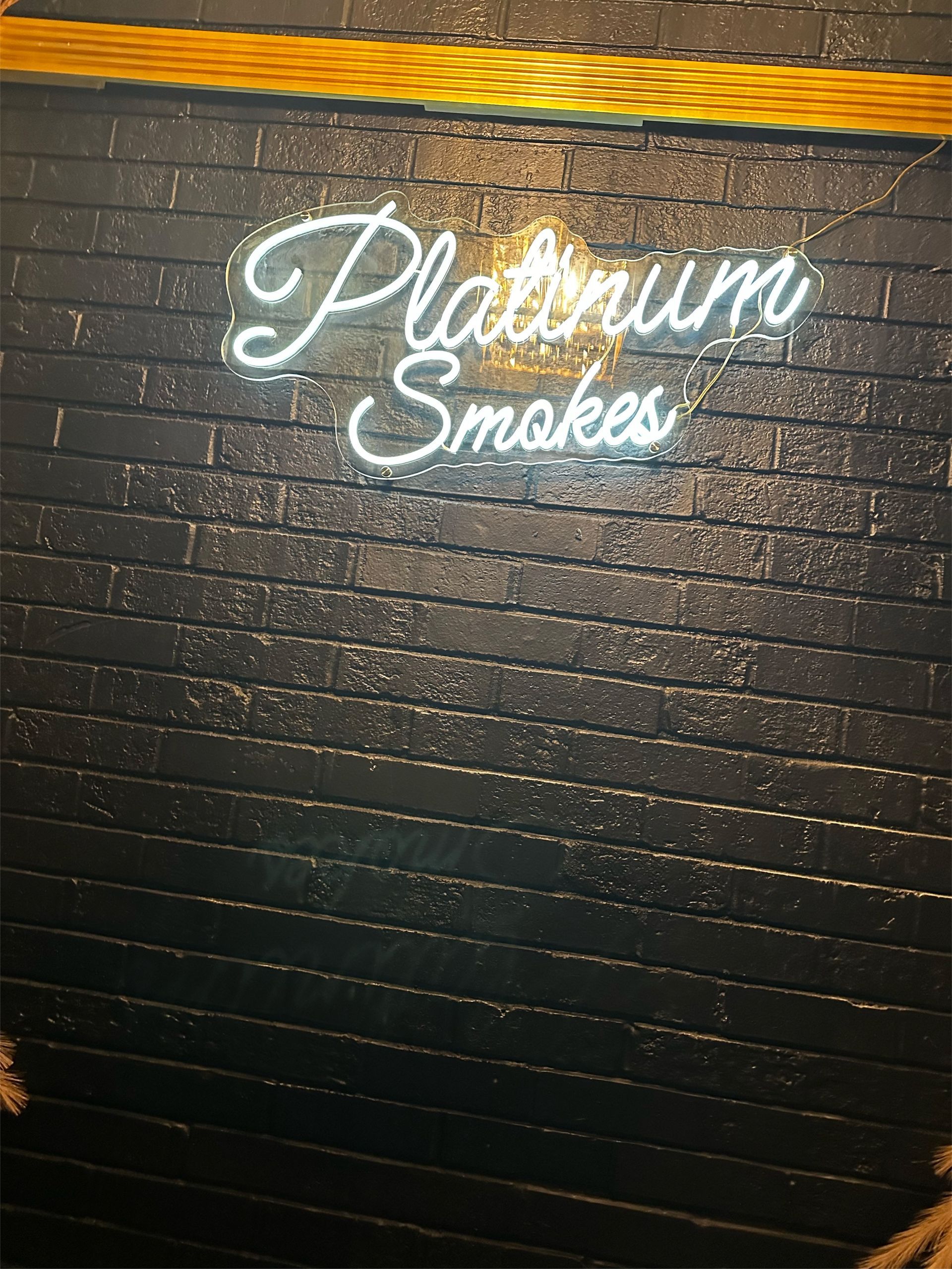 Neon sign 