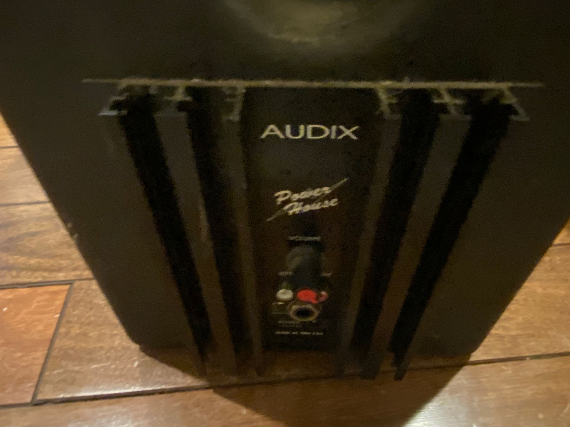 back of a speaker