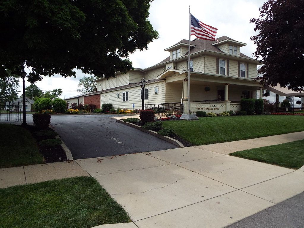 Frankfort Location Day and Genda Funeral Home