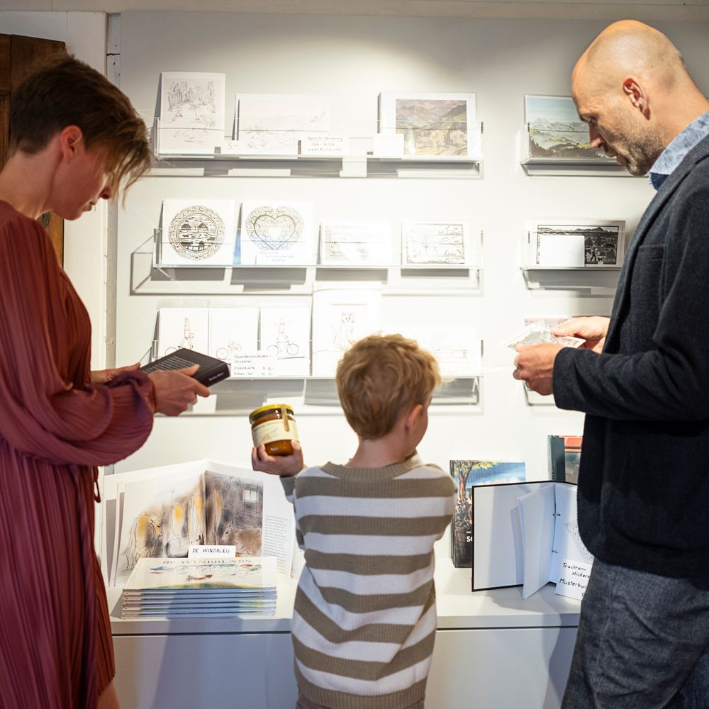 Souvenirs und Geschenkartikel im Museumsshop des Ackerhus Ebnat-Kappel