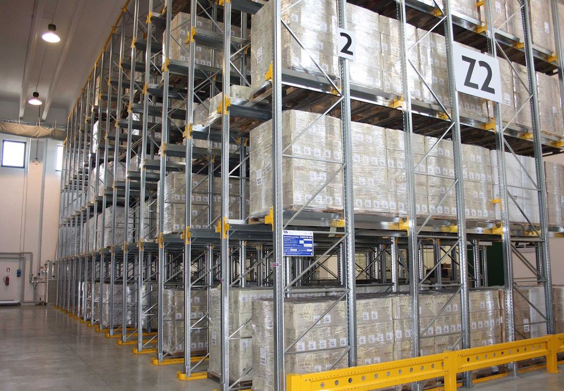 Negozio per scaffalature industriali ad Avellino e in Campania