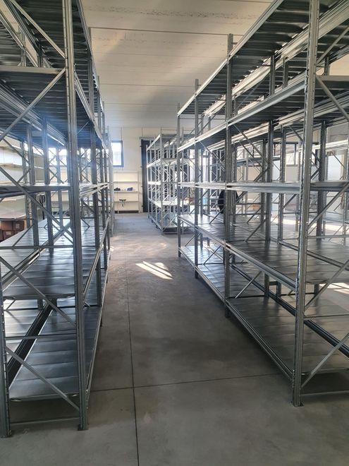 Scaffalature per magazzini a Napoli a campata