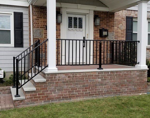 Aluminum gate