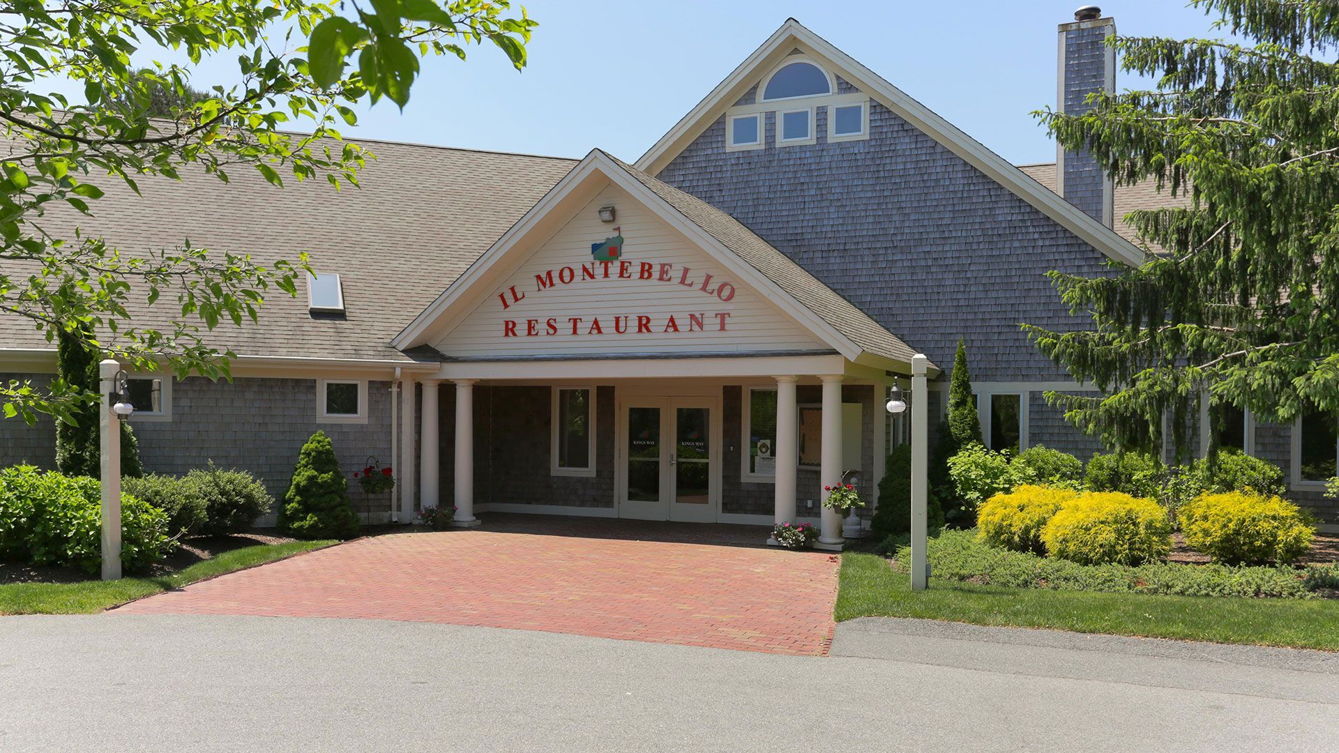 A large building with the word restaurant on it