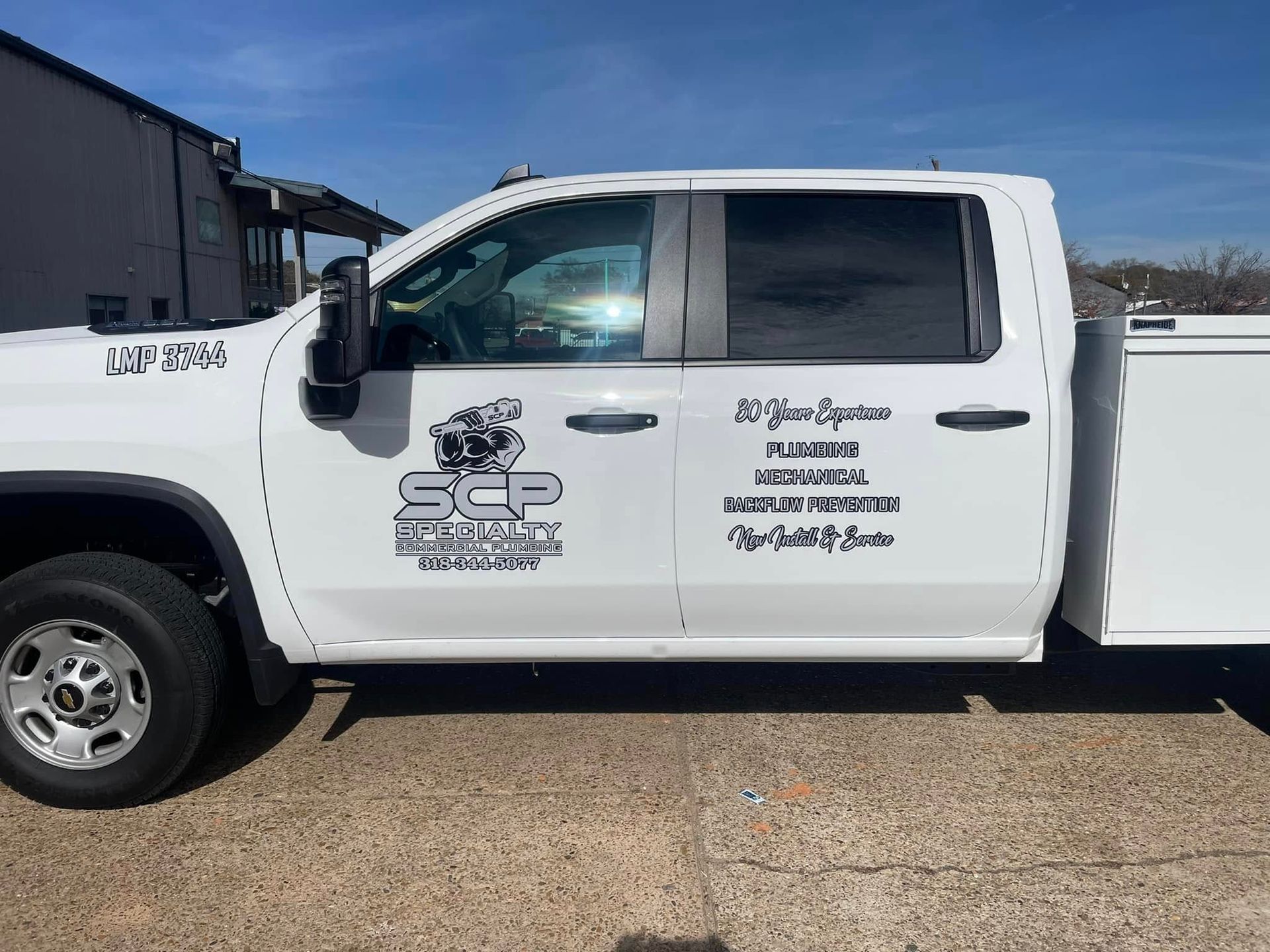 Specialty Commercial Plumbing service truck