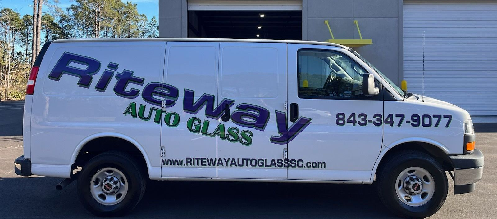 Mobile auto glass repair service near Myrtle Beach, SC