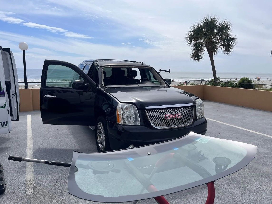 GMC windshield repair in Myrtle Beach, SC GMC windshield repair in Myrtle Beach, SC