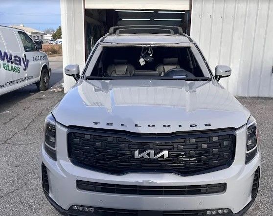 Kia windshield replacement in Myrtle Beach, SC Kia windshield replacement in Myrtle Beach, SC