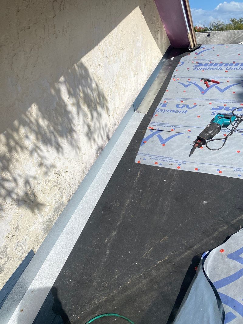 7 Ways Proper Roof Flashing Can Save You Money