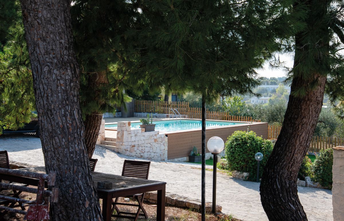 PISCINA A SFIORO
