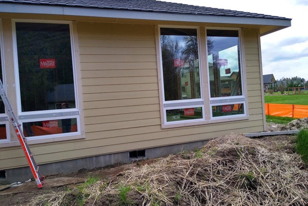 Replacing Siding — Vancouver, WA — Mountainside Roofing LLC Replacing Siding — Vancouver, WA — Mountainside Roofing LLC